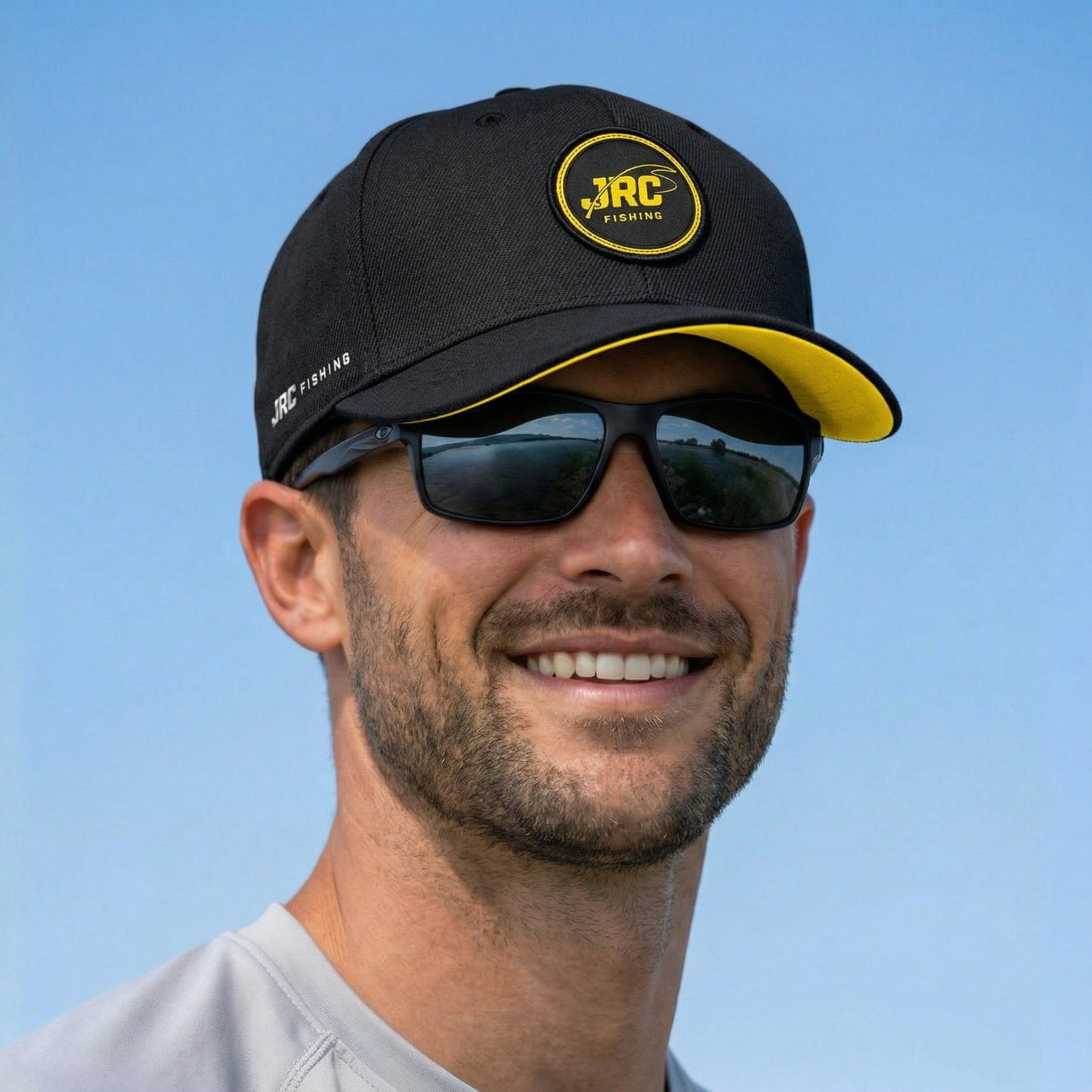 Boné de Pesca JRC Brin Fechado Preto e Amarelo